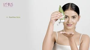 Lotus Deep Detox Facial for Women