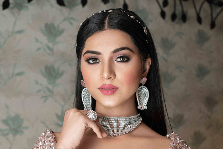 LIGHT PARTY MAKEUP(SUBTLE ELEGANCE AND FRESH GLOW) for women