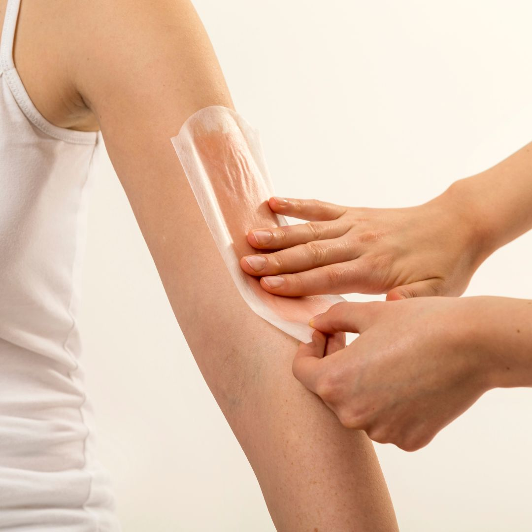 Full Hands Waxing for women