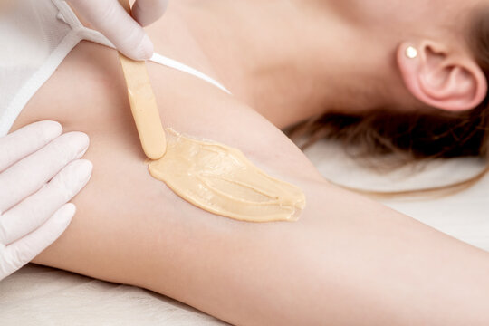Under Arms waxing for women