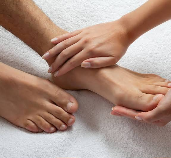 Men foot and nail care